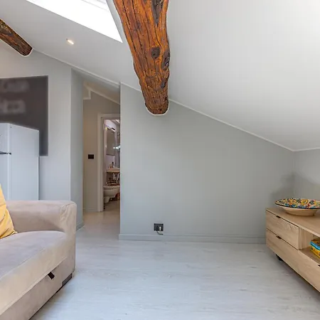 La Casa Di Chicca Апартаменты Комо